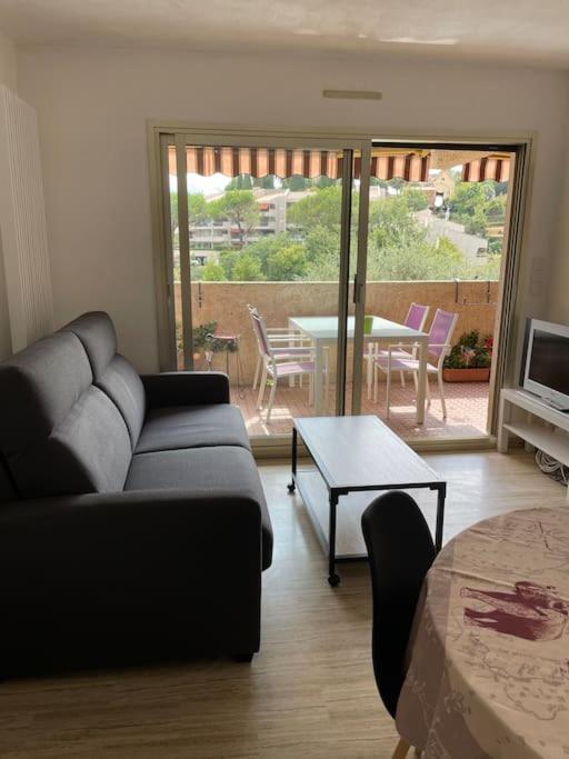 Appartement 2 Pieces 6Mn A Pied Du Centre Vence Bagian luar foto
