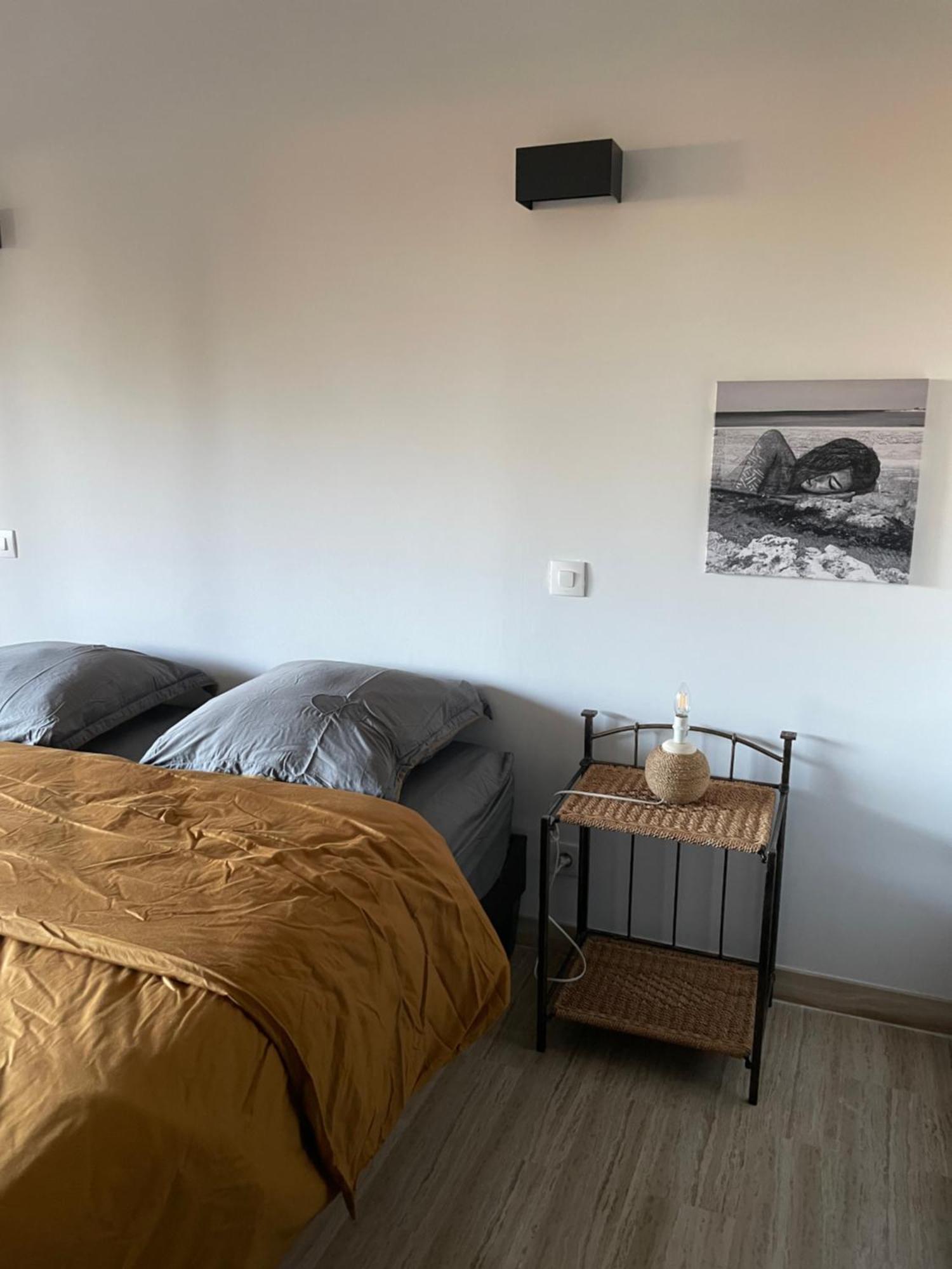 Appartement 2 Pieces 6Mn A Pied Du Centre Vence Bagian luar foto